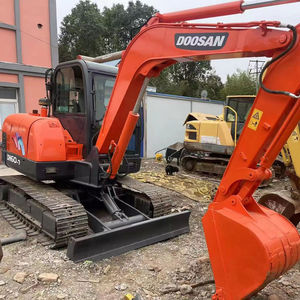 Excavatrice d'occasion Doosan DH60-7, 6 tonnes, excavatrice hydraulique sur chenilles, importée de Corée, bon état, pour la construction, avec CE EPA - Product Image 1