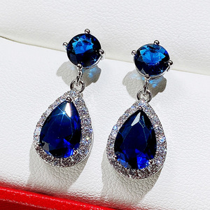 Orecchini a Goccia in Cristallo per Donne, Colore Verde, Stile Pavé, Eleganti Accessori Moda per Feste - Product Image 6