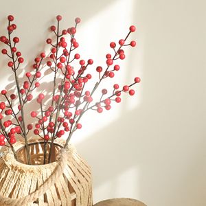 CallaFloral Ramas Artificiales de Bayas Rojas de Tres Puntas de Espuma para Decoración de Bodas, Fruta de la Fortuna - Product Image 1