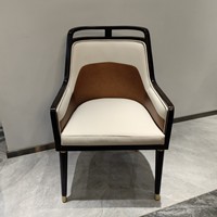 Fauteuil moderne en bois massif avec dossier rembourré doux et chaise de salle à manger en cuir PU pour la maison hôtel restaurant