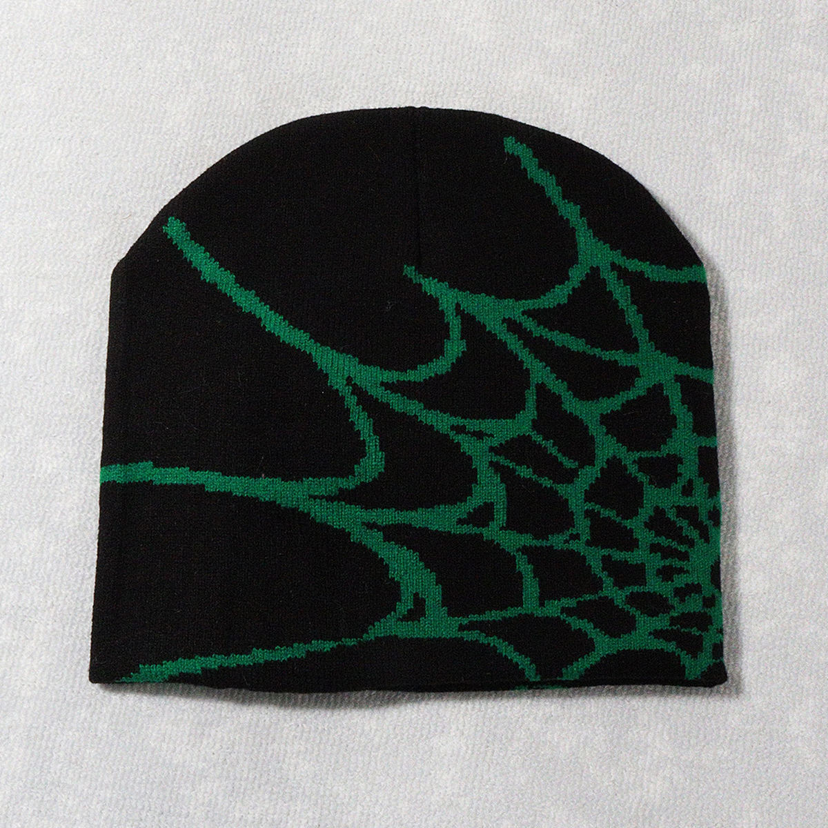 สีเขียวดำ