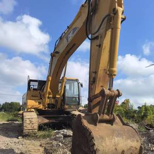 รถขุดตีนตะขาบ Caterpillar CAT 330C มือสอง น้ำหนัก 33 ตัน เครื่องยนต์ C9 แท้ บุ้งกี๋ขนาด 1.7 ลูกบาศก์เมตร เหมาะสำหรับงานขุดเหมืองหนัก ชั่วโมงการทำงานต่ำ ขาย - Product Image 1