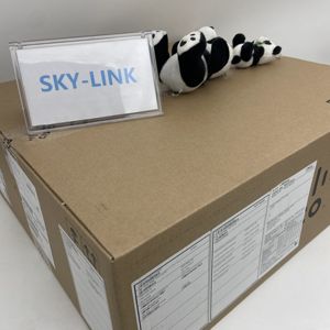 Commutateur réseau essentiel 100% neuf <span class=keywords><strong>C9300</strong></span>-<span class=keywords><strong>24UX</strong></span>-E <span class=keywords><strong>C9300</strong></span> 24 x 100/1000/2500/5000/10000 (UPOE) - Product Image 1