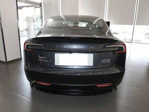 เทสล่า โมเดล 3 ปี 2022 มือสอง รุ่นขับเคลื่อนล้อหลัง พวงมาลัยซ้าย หลังคาซันรูฟ เบาะหนัง ระบบขับเคลื่อนไฟฟ้า  ประสิทธิภาพสูง คุ้มค่า ใช้ในเมืองได้ - Product Image 6