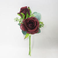Lot de 2 Boutonnières en Soie Rose Bourgogne avec Ruban pour Mariage Rustique, Décoration de Costume pour le Marié et les Garçons d'Honneur, Corsage Rose Bourgogne