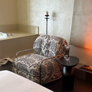 <span class=keywords><strong>Sofa</strong></span> satu orang dengan kain Jacquard antik, bagian desainer kelas atas untuk ruang tamu, apartemen, Hotel, kursi <span class=keywords><strong>Sofa</strong></span> logam - Product Image 4