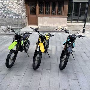 Moto tout-terrain Surron 58V 22Ah 8KW 185N.m légère, 40,4 mph, pour adolescents, sport, hors route - Product Image 6