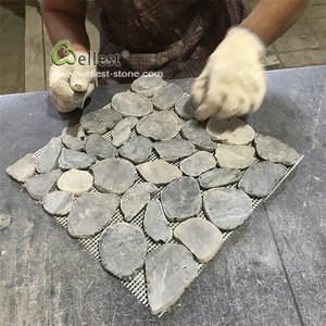 Black Pebble Stone <strong>Round</strong> <strong>Mosaic</strong> <strong>Tile</strong> - Product Image 4