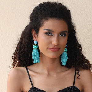 Böhmische Mode Kronleuchter-Stil Original Design Blumen-Ohrringe Frühling Übertriebene Lange Quasten-Ohrringe für Frauen - Product Image 6