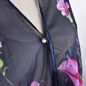 2025ใหม่แฟชั่นกันแดดผ้าคลุมไหล่ชีฟองอเนกประสงค์ระบายอากาศได้ดีผ้าพันคอติดมุกสุดเซ็กซี่สำหรับผู้หญิงผ้าคลุมไหล่บางสำหรับเดินทางไปชายหาด - Product Image 3