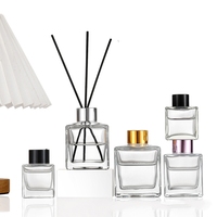 Bouteille diffuseur de parfum d'ambiance carrée de luxe en verre transparent pour huiles essentielles et aromathérapie, vente en gros