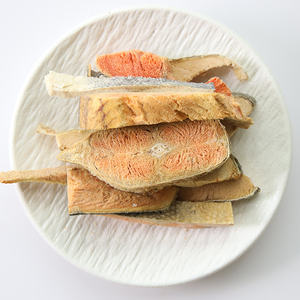 공장 공급 건강한 유기농 해산물 개 치료 냉동 말린 연어 필레 개와 고양이를위한 천연 건조 식품 - Product Image 4