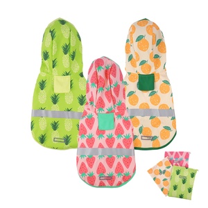 Vêtements pour animaux de compagnie de luxe écologiques pour petits chiens, imprimés de fruits, design moderne, polyester imperméable, fin, vente en gros, hiver/printemps/été - Product Image 1