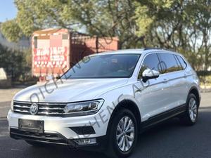 Volkswagen <span class=keywords><strong>Tiguan</strong></span> L 1.8 TSI <span class=keywords><strong>2017</strong></span>, Auto Usado, Vehículo Usado, <span class=keywords><strong>Precio</strong></span> Económico, Gran Oferta, <span class=keywords><strong>Precio</strong></span> Bajo, Auto Usado, Buen <span class=keywords><strong>Precio</strong></span> - Product Image 2