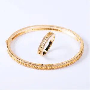 LX0019 Waterproof Luxury Women 18k Gold Plated Zirconia Copper Alloy Fashion Jewelry Sets Rings Bracelets Bangles for Couples