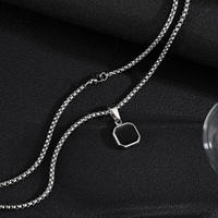 Colliers Pendentifs Carrés Noirs Minimalistes Géométriques en Acier Inoxydable, Bijoux Décontractés Personnalisés pour Hommes et Femmes, Cadeau