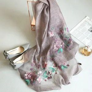 Produsen Hangzhou Syal Jilbab Wanita Modis Syal Sutra Cetakan Celup Warna Bordir 70% Wol 30% Syal Sutra Polos Panjang Wanita