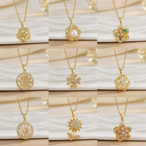 हॉट सेलिंग ट्रेंडी स्टेटमेंट सोना स्टेनलेस स्टील हार्ट तितली पेलेंट चेन महिलाओं के लिए हार डिजाइन उपहार गहने - Product Image 6