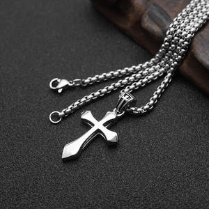 Collier pendentif croix en acier inoxydable 316, moulé, étanche, inaltérable, hypoallergénique, chaîne de collier ALN26030838 - Product Image 2