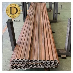 Caldo Co-Extrution Teak grigio legno nero di plastica composito rivestimento parete pannello di parete per il mercato europeo