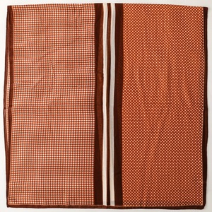 Mode nouveau motif <span class=keywords><strong>pied</strong></span> <span class=keywords><strong>de</strong></span> <span class=keywords><strong>poule</strong></span> Viscose foulard Wrap pour femmes plage crème solaire étoles géométrie imprimé Viscose châles écharpes - Product Image 2