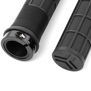 ปลอกแฮนด์จักรยานเสือภูเขาโบลานี 22.2 มม. TPR กันลื่นแบบล็อคเดี่ยวสีดำ - Product Image 2