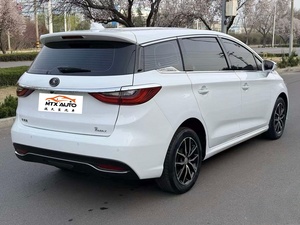 BYD Song MAX 1.5T Manuelle 7 places MPV 2017, Sièges électriques, Régulateur de vitesse, Toit ouvrant, Voiture d'occasion essence, Exportation vers l'<span class=keywords><strong>Afrique</strong></span> du Sud - Product Image 4