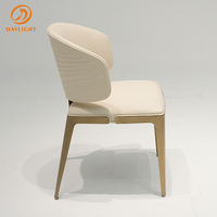 Chaise de salle à manger en acier inoxydable de luxe léger, avec dossier en cuir véritable et motif tressé artisanal
