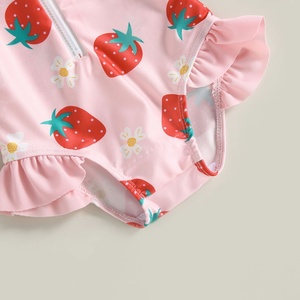 Ensemble de maillot de bain et chapeau de soleil pour bébé fille, imprimé fraises, fermeture éclair, manches longues - Product Image 6