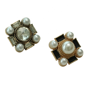 Bling-Cuentas de perlas de cristal con diamantes de imitación, botones, tachuelas, agujeros cosidos a mano, costura de <span class=keywords><strong>metal</strong></span> <span class=keywords><strong>para</strong></span> camisas y abrigos - Product Image 2