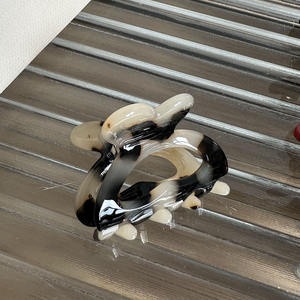 Koreanische Premium kleine Essigsäure zurück halbe Haars pange Premium Fransen Haarnadel für Frauen Sweet Style Haar Krallen - Product Image 2