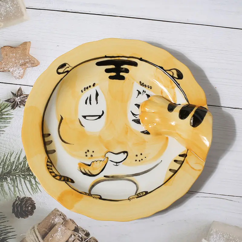 세라믹 접시 장식 만화 호랑이 모양 접시 손으로 그린 아이 도자기 디너 플레이트