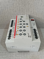 Actionneur de ventilo-convecteur FCA/S Série 2CDG110193R0011, module de commande KNX CVC, système d'automatisation des bâtiments