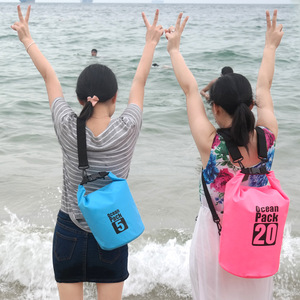 กระเป๋ากันน้ำพีวีซีสำหรับเดินป่าพายเรือกลางแจ้ง3L 20L <span class=keywords><strong>30L</strong></span> โลโก้ที่กำหนดเองได้/ความจุแพ็คในมหาสมุทร - Product Image 4