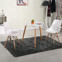 Table à manger ronde avec pieds en bois et plateau en MDF blanc, ensemble de table à manger, table basse moderne, vente en gros Hebei, meubles pour restaurant et maison