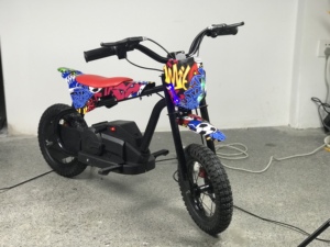 Bicicletta Elettrica per Bambini 24V 150W 250W 350W <span class=keywords><strong>3</strong></span>.0Ah per 8-12 Anni, Bici Elettrica da 12 Pollici con Pedale Ordinario - Product Image 2