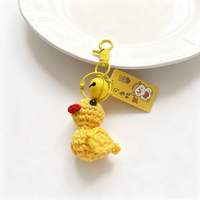 Porte-clés animaux au crochet faits main, poupées de dessin animé tricotées mignonnes pour sacs, jouets artisanaux pour enfants, cadeau idéal pour adolescents, canard au crochet