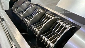 Macchina Polverizzatrice Elettrica in Acciaio Inox ad Alta Capacità con Motore da 30kw per Lavorazione di Erbe, Foglie, Radici, Spezie e Alimenti - Product Image 3