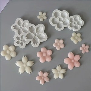 Cherry Blossom Silicone Mold For Cake Decorating Fondant Baking DIY Cake Decoration Mold With Petal Design - Product Image 1