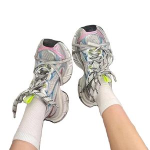 2026 QLFashion Edition Travel Diary Retro Zapatos de Pareja Transpirables con Combinación de Colores Vintage Primavera y Verano 918 - Product Image 1