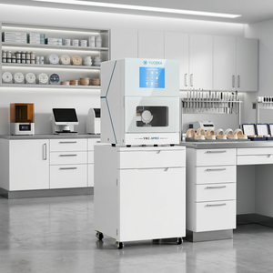 Machine de fraisage CNC 5 axes pour le traitement de couronnes sèches et humides, fabriquée en Chine par Yucera. - Product Image 1