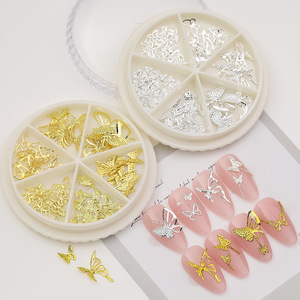 Nouveauté 2026 : Accessoires de décoration d'ongles DIY, breloques 3D papillon or et argent pour nail art - Product Image 4