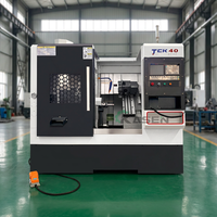 Tour CNC à lit incliné horizontal et guides linéaires TCK40 pour le métal, fabrication chinoise