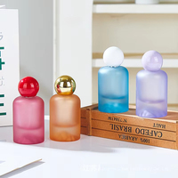 Vente en gros, pulvérisateur carré de couleur transparente, flacons de parfum en verre de 30ml 50ml 100ml, emballage cosmétique, pompe scellant