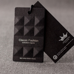 Sang Trọng Biểu Tượng Tùy Chỉnh Dập Nổi Trắng Vuông Đu Thẻ Cao Cấp Dày Giấy May Mặc Hangtags Bán Buôn Tùy Chỉnh Quần Áo Hangtags - Product Image 4