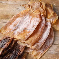 Calmar séché entier de qualité supérieure, séché au soleil avec soin, parfait pour la cuisine asiatique et l'exportation.