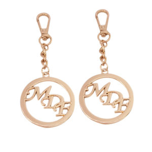 Logo gravé à <span class=keywords><strong>prix</strong></span> d'usine étiquettes en métal sacs à main personnalisés étiquette <span class=keywords><strong>de</strong></span> plaque en métal avec fermoir mousqueton et chaîne - Product Image 6