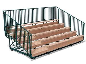 Elegantes asientos ergonómicos blanqueadores para ceremonias en el patio del campus - Product Image 3