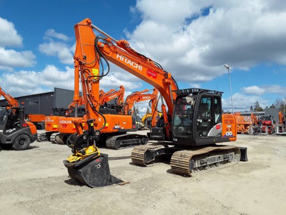 Used Hitachi ZX200 Excavator - 20 Ton, 140HP, 6001-8000hrs