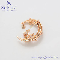 Broches de Noël unisexes Xuping Jewelry tendance en cuivre plaqué or 18 carats avec zircon cubique synthétique